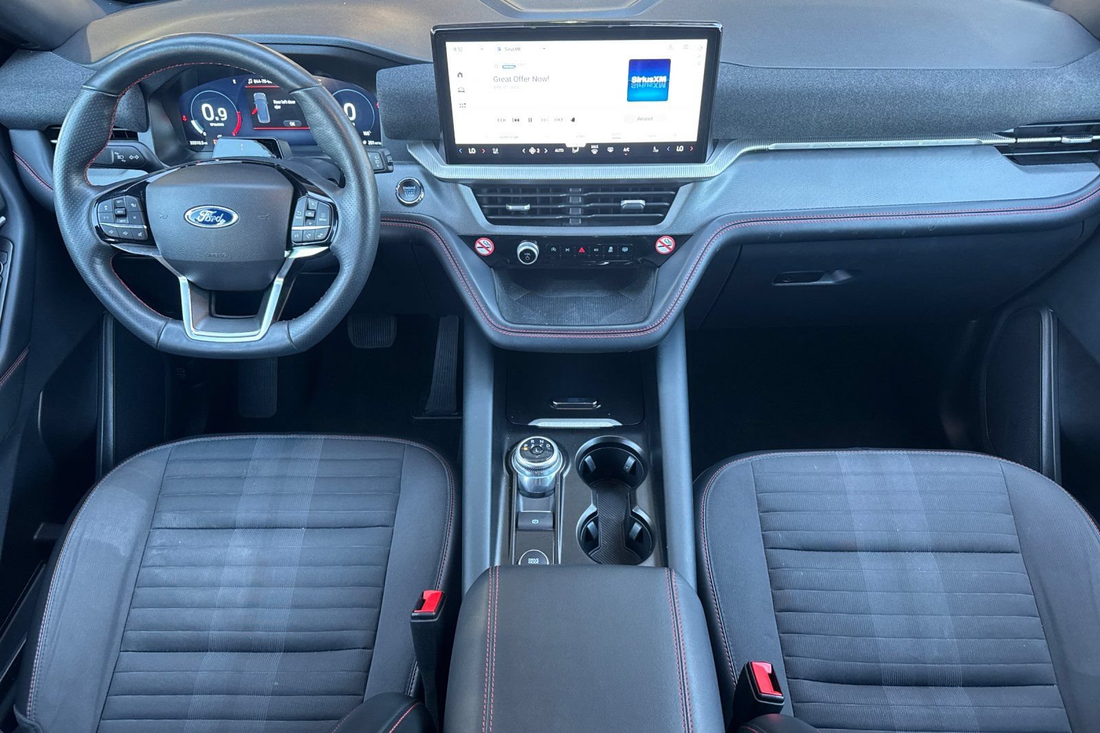 Certified 2025 Ford Explorer ST-Line AWD/4WD image 12