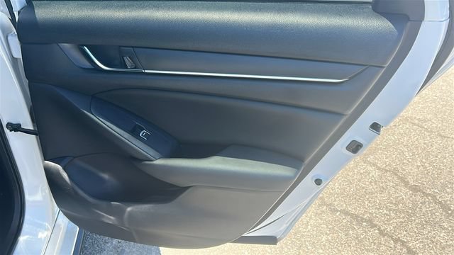 Used 2020 Honda Accord Sport image 12