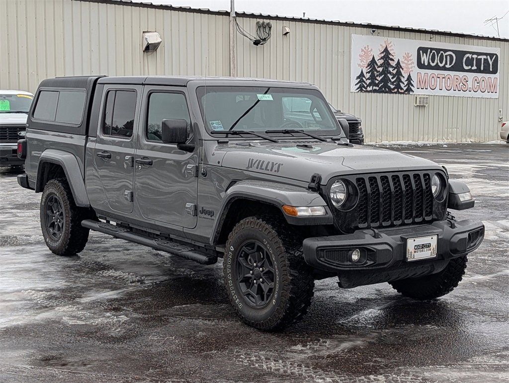 Used 2022 Jeep Gladiator Sport image 3