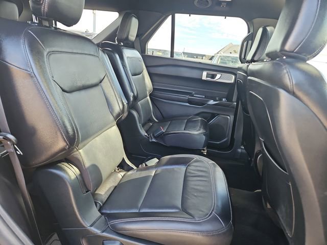 Certified 2020 Ford Explorer Limited w/ Class III Trailer Tow Package AWD/4WD image 32