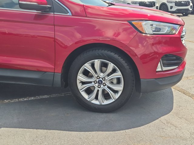 Certified 2020 Ford Edge Titanium FWD image 11
