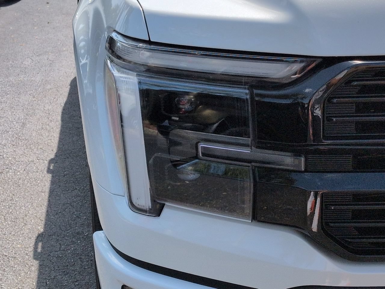 Certified 2024 Ford F150 Platinum w/ Equipment Group 702A High AWD/4WD image 10