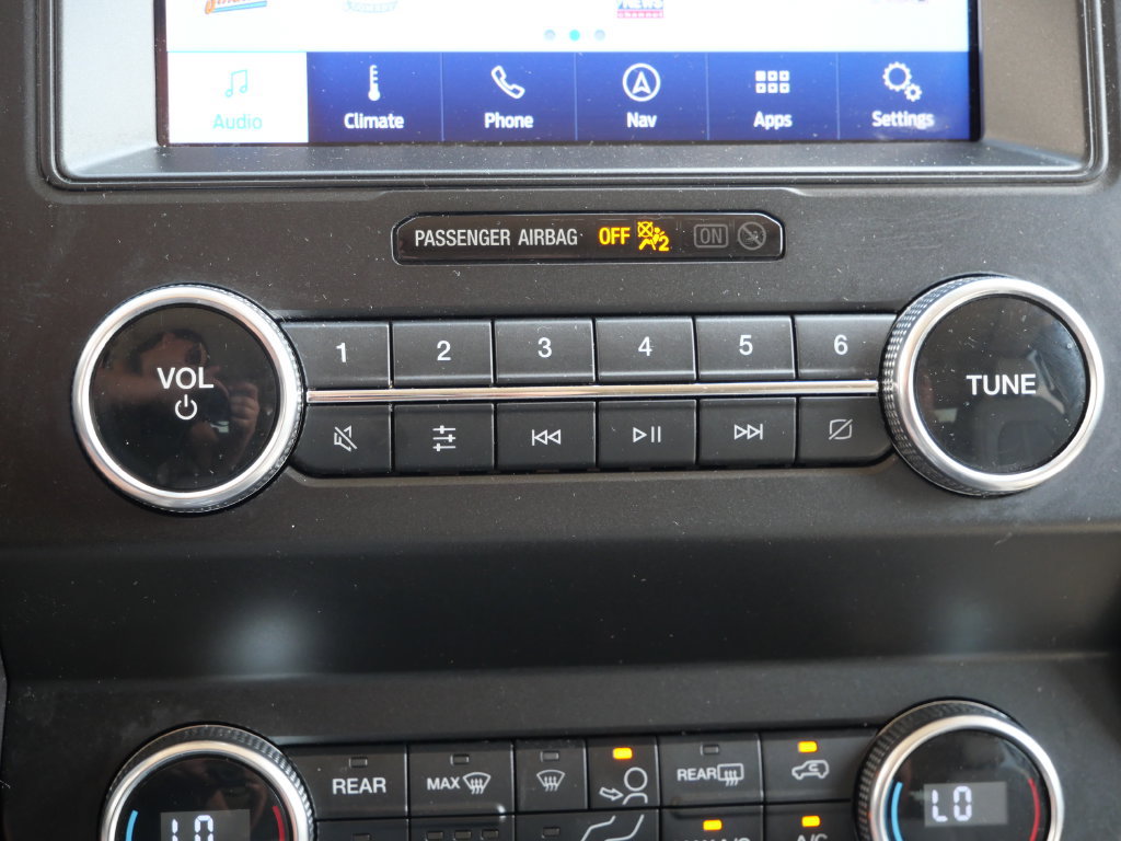 Certified 2020 Ford Expedition Limited w/ Equipment Group 302A AWD/4WD image 34