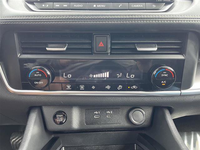 Used 2024 Nissan Rogue SV AWD/4WD image 26