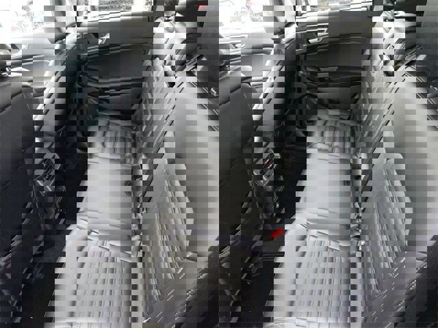 Certified 2023 Ford Edge SEL image 8