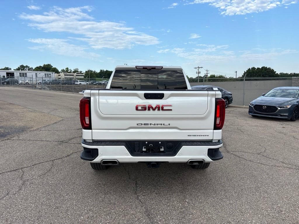 Used 2024 GMC Sierra 1500 Denali w/ Denali Reserve Package AWD/4WD image 6
