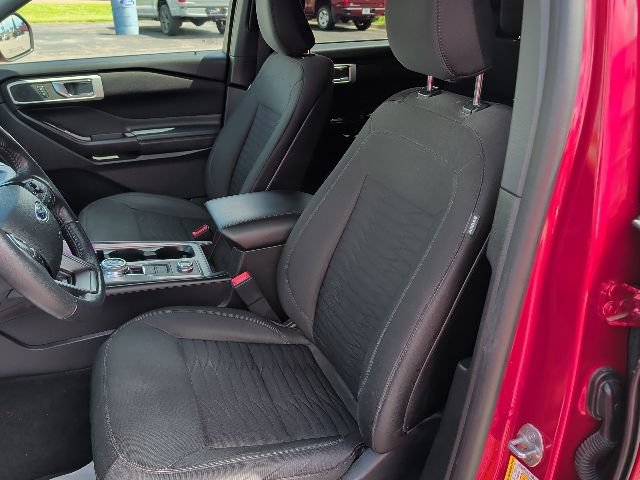 Certified 2020 Ford Explorer XLT w/ Comfort Package AWD/4WD image 14