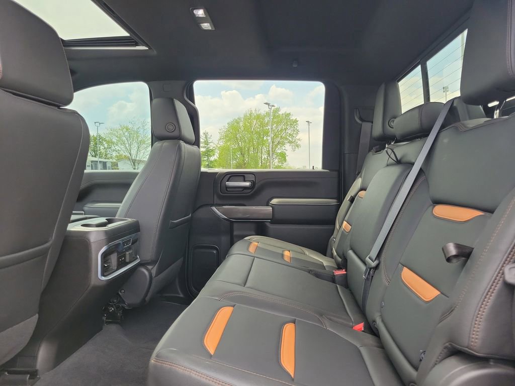 Used 2022 GMC Sierra 2500 AT4 w/ AT4 Preferred Package AWD/4WD image 14