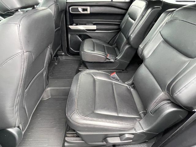 Certified 2022 Ford Explorer XLT w/ Equipment Group 202A image 12