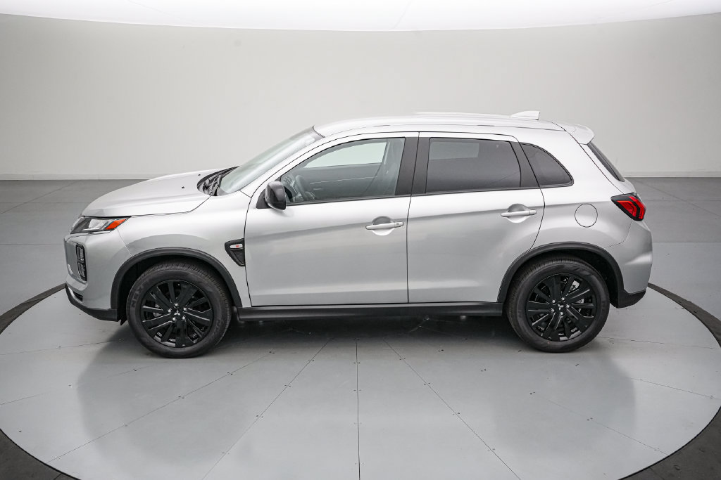 Used 2026 Mitsubishi Outlander Sport LE AWD/4WD image 7
