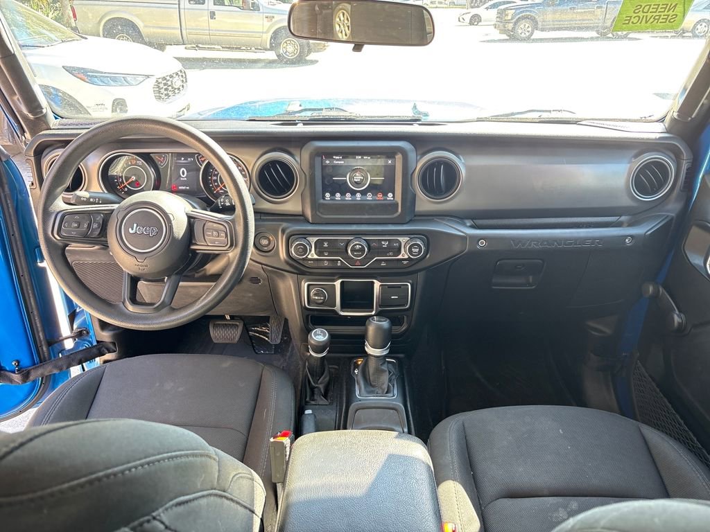 Used 2022 Jeep Wrangler Willys image 10