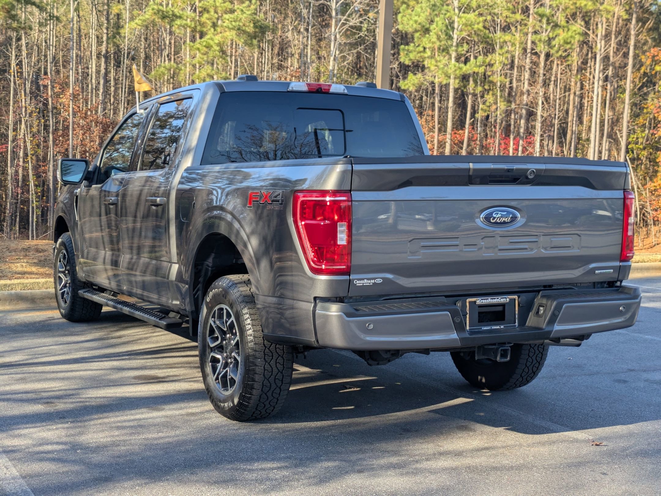 Certified 2022 Ford F150 XLT w/ Equipment Group 302A High image 5