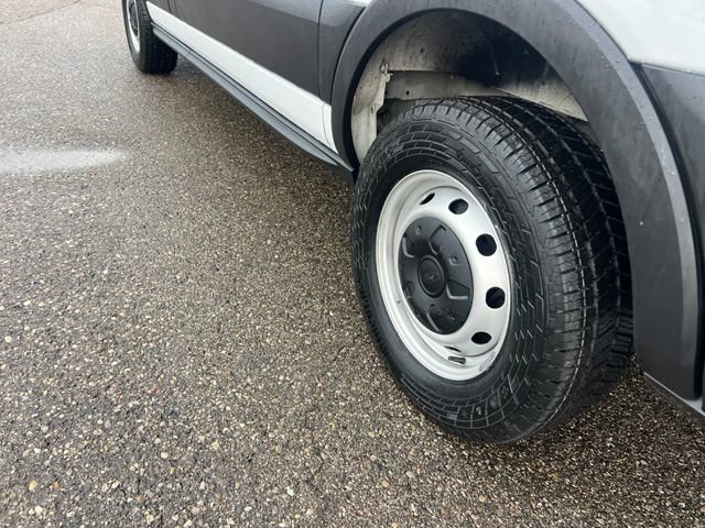 Certified 2021 Ford Transit 250 Low Roof RWD image 18