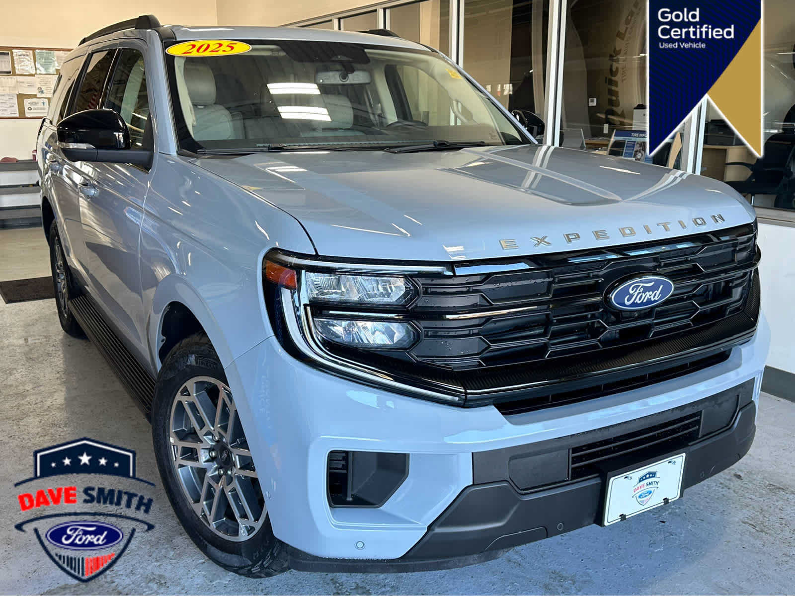 Certified 2025 Ford Expedition Active AWD/4WD image 51