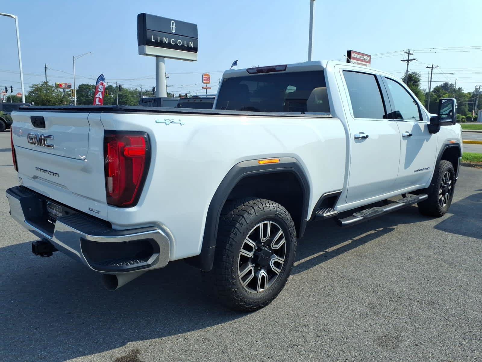 Used 2021 GMC Sierra 2500 SLT w/ Gooseneck/5TH Wheel Package AWD/4WD image 2