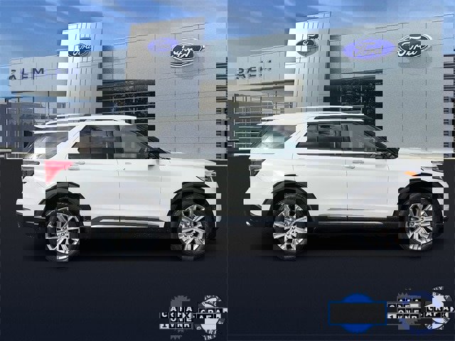 Certified 2023 Ford Explorer Limited w/ Limited Technology Package image 2