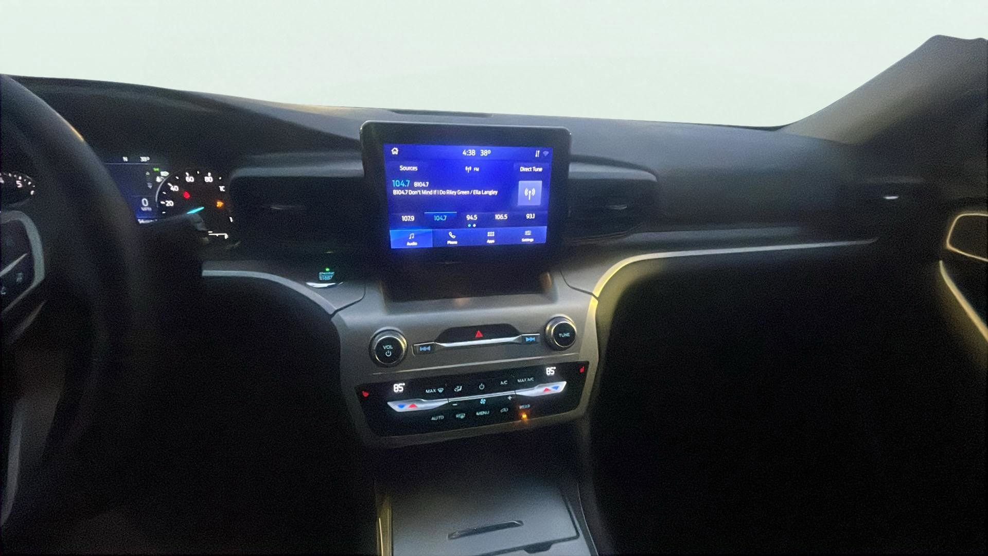 Certified 2021 Ford Explorer XLT image 13