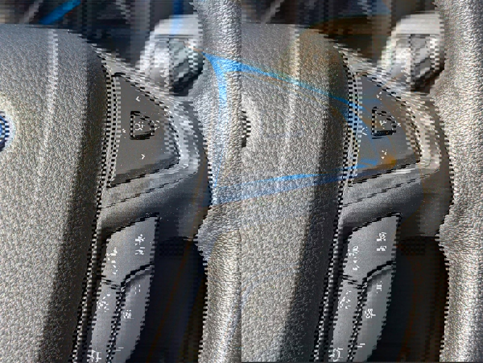 Certified 2024 Ford Edge Titanium image 24