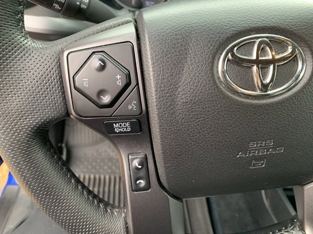 Used 2022 Toyota Tacoma TRD Sport image 14