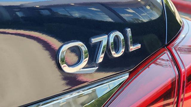 Used 2017 INFINITI Q70 L 3.7 RWD image 31