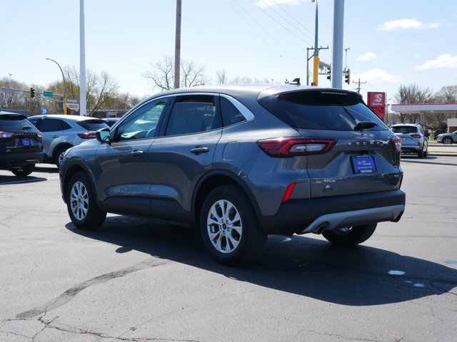 Certified 2023 Ford Escape Active AWD/4WD image 2