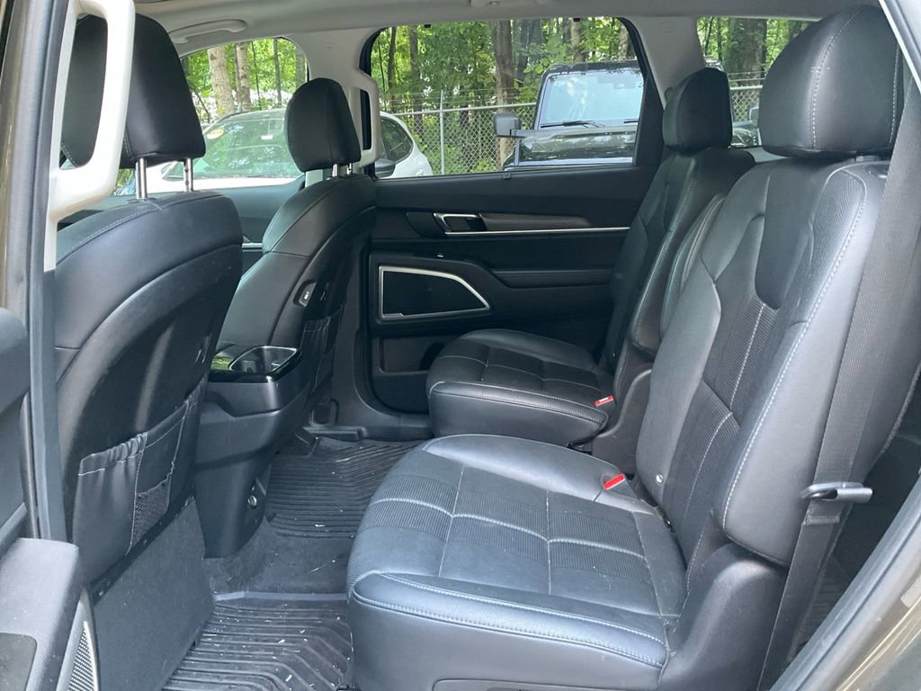 Used 2020 Kia Telluride EX w/ EX Premium Package FWD image 14
