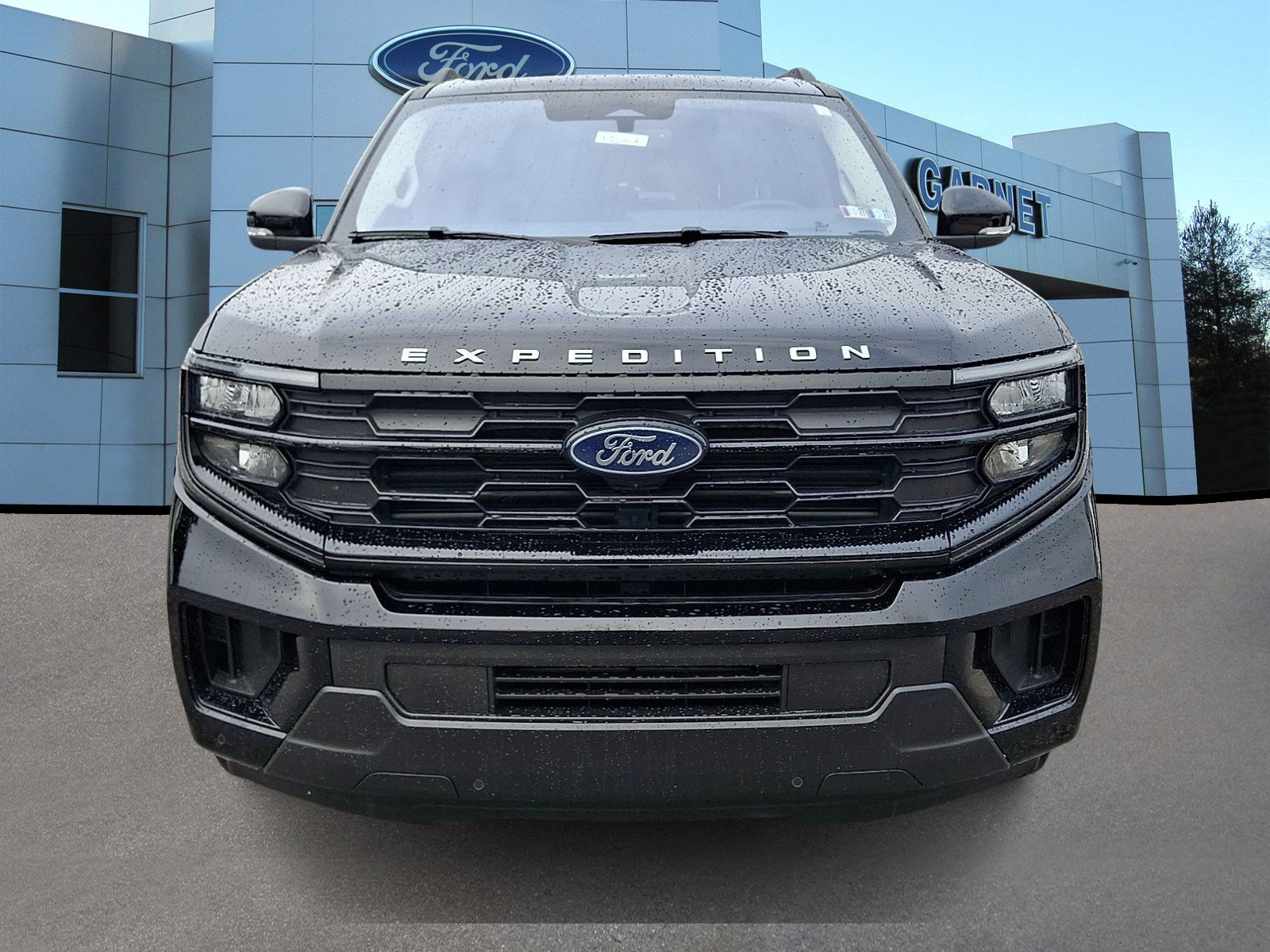 Certified 2025 Ford Expedition Active AWD/4WD image 3