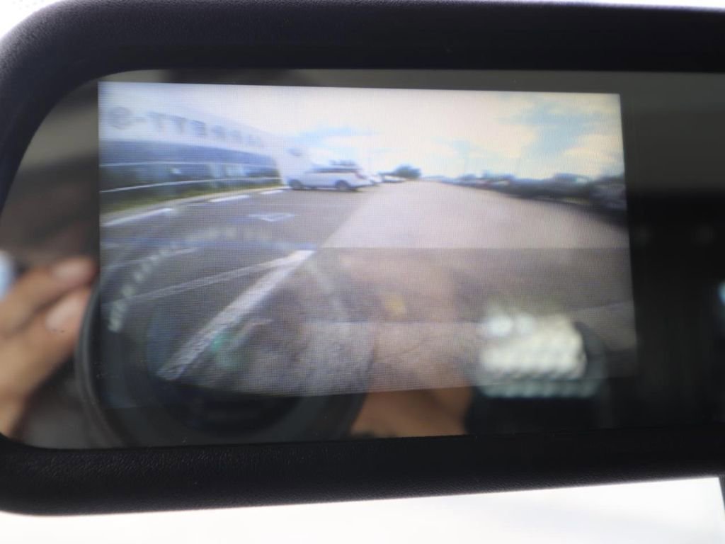 Used 2024 GMC Savana 2500 w/ Driver Convenience Package image 10