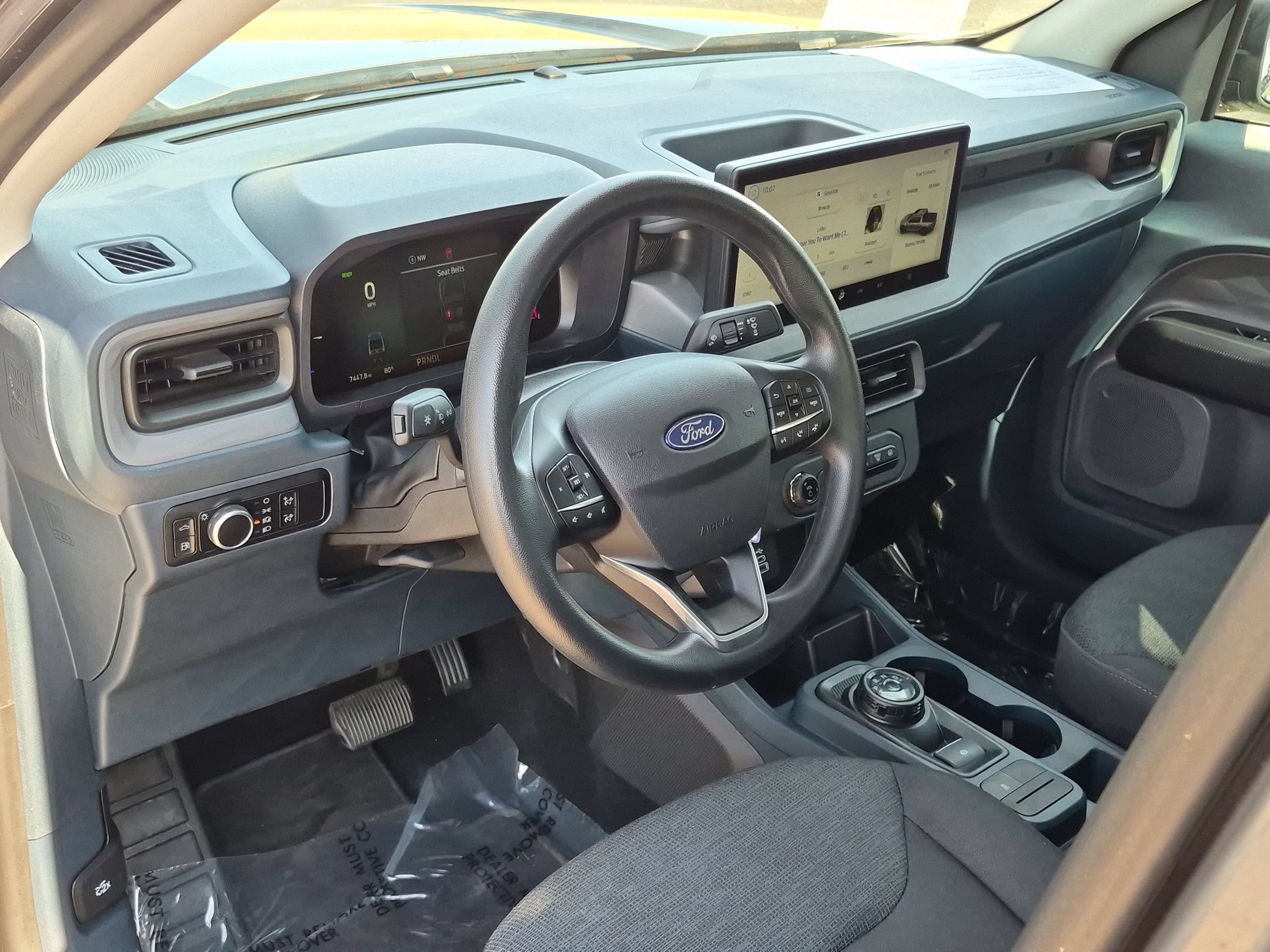 Certified 2025 Ford Maverick XL FWD image 14