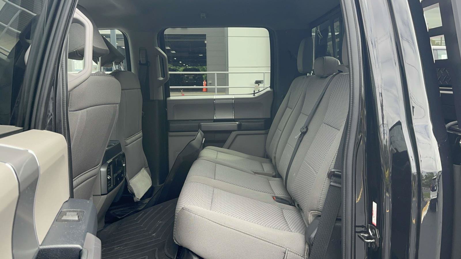 Certified 2022 Ford F250 XLT w/ Black Appearance Package AWD/4WD image 14