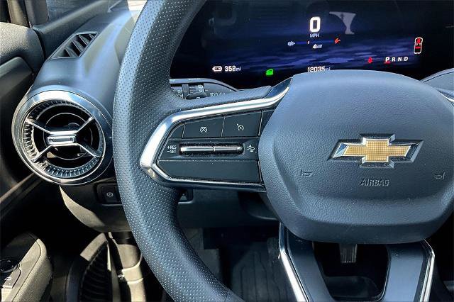 Used 2025 Chevrolet Equinox EV LT image 18