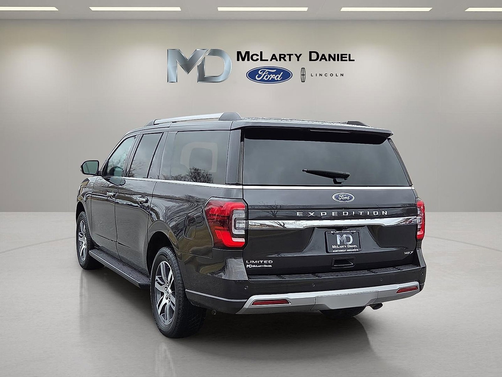 Certified 2024 Ford Expedition Max Limited image 4