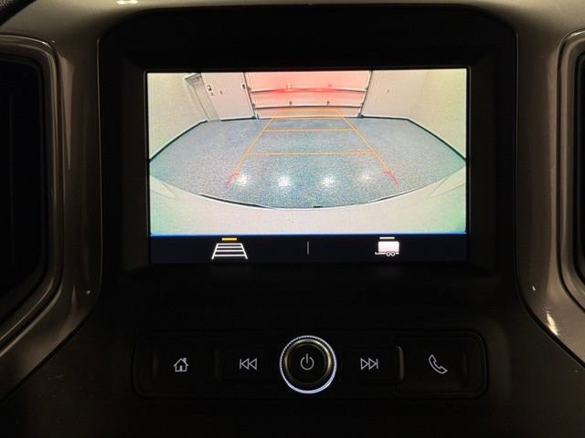 Used 2020 Chevrolet Silverado 1500 Custom w/ Custom Value Package AWD/4WD image 27