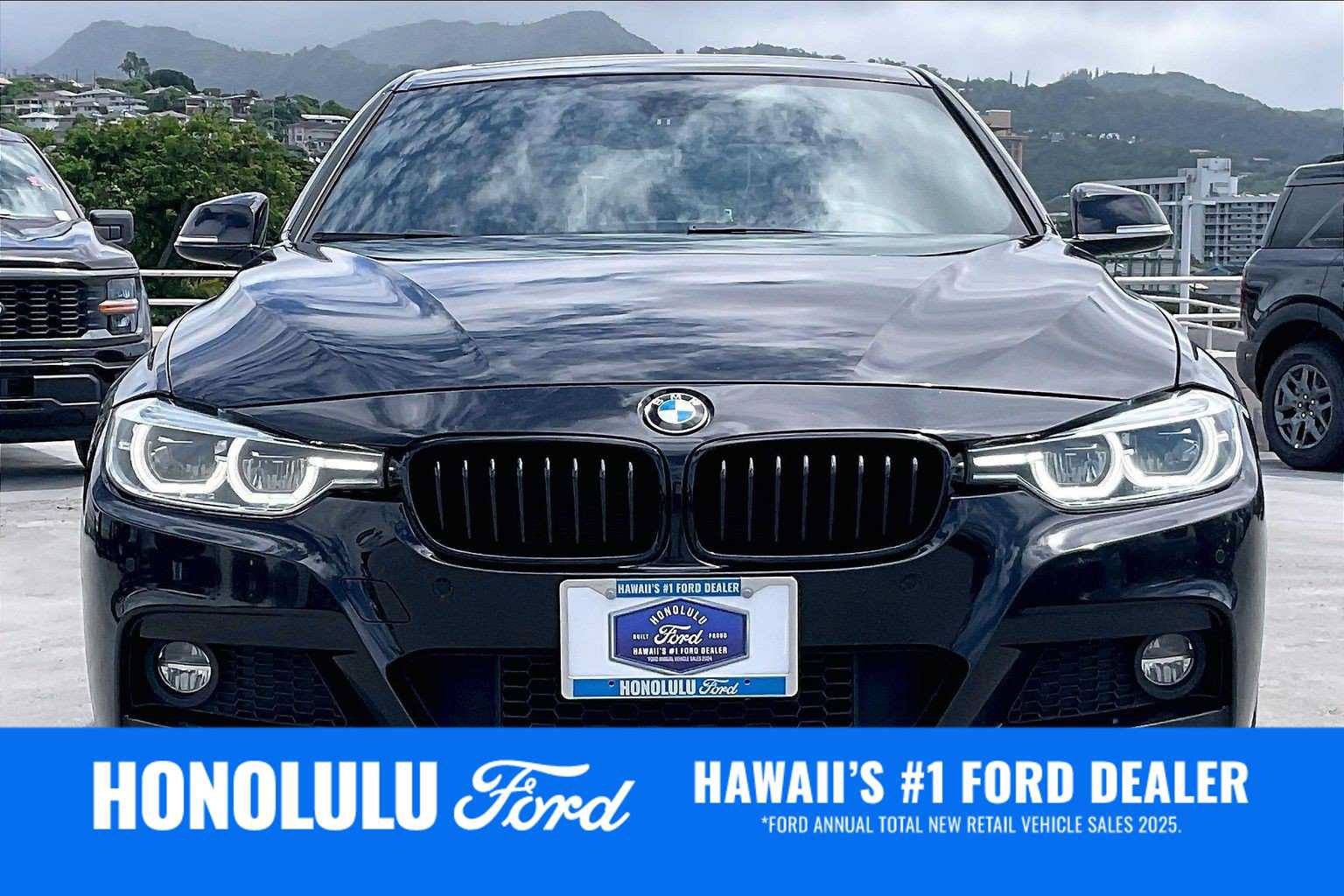 Used 2017 BMW 330i xDrive Sedan AWD/4WD image 6
