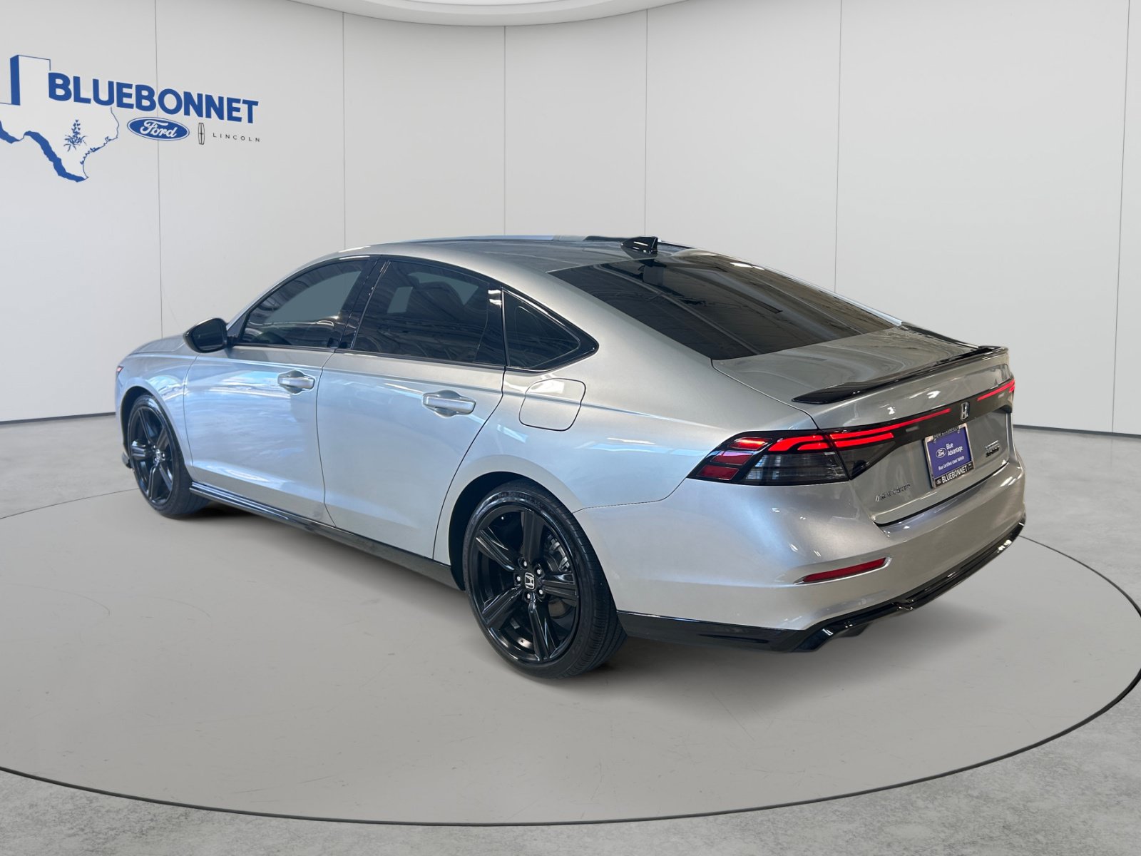 Used 2024 Honda Accord Sport image 7
