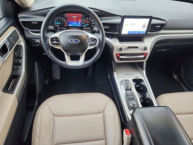 Certified 2022 Ford Explorer XLT w/ Equipment Group 202A image 14