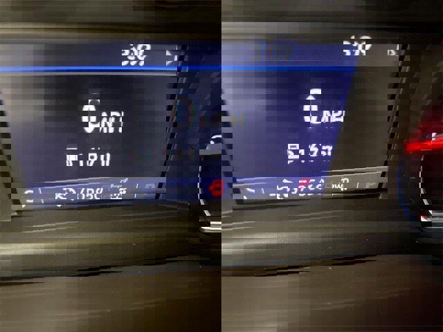 Used 2022 Chevrolet Silverado 3500 LT w/ Convenience Package image 11