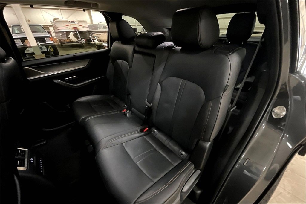 Used 2024 MAZDA CX-90 3.3 Turbo w/ Preferred Plus image 25