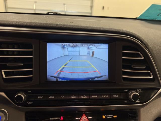 Used 2019 Hyundai Elantra Sedan FWD image 15
