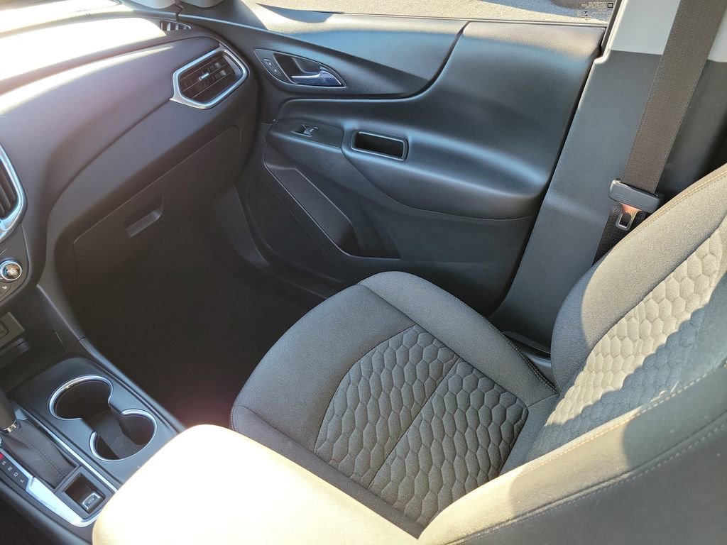 Used 2020 Chevrolet Equinox LT image 19