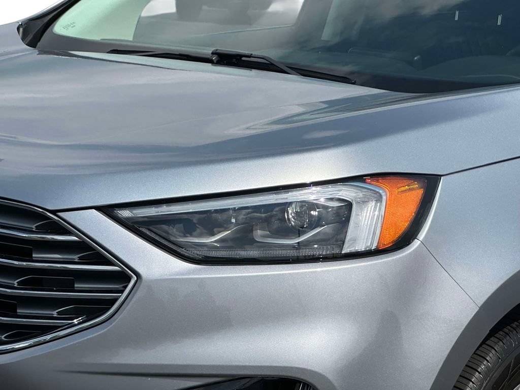 Certified 2024 Ford Edge Titanium w/ Equipment Group 301A AWD/4WD image 7