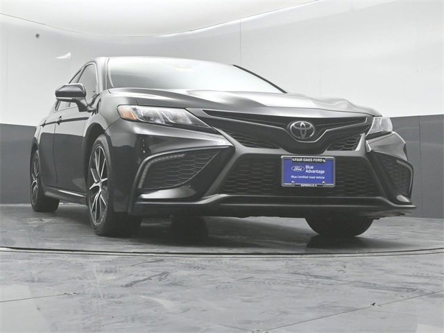 Used 2024 Toyota Camry SE image 38