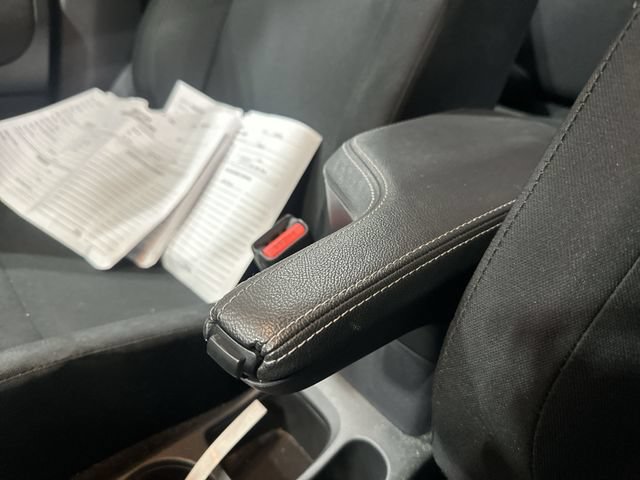 Used 2025 Nissan Kicks Play S FWD image 28