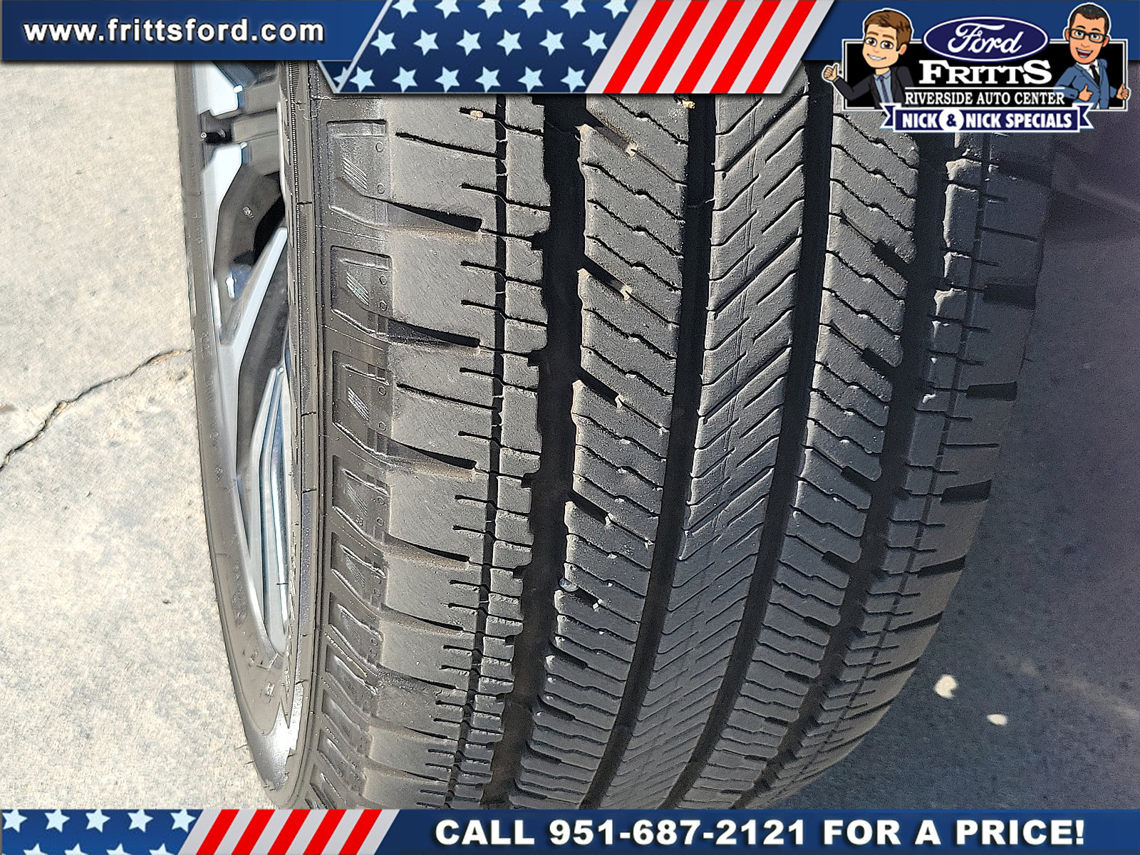 Certified 2025 Ford Expedition Max Platinum w/ Driver's Package AWD/4WD image 21