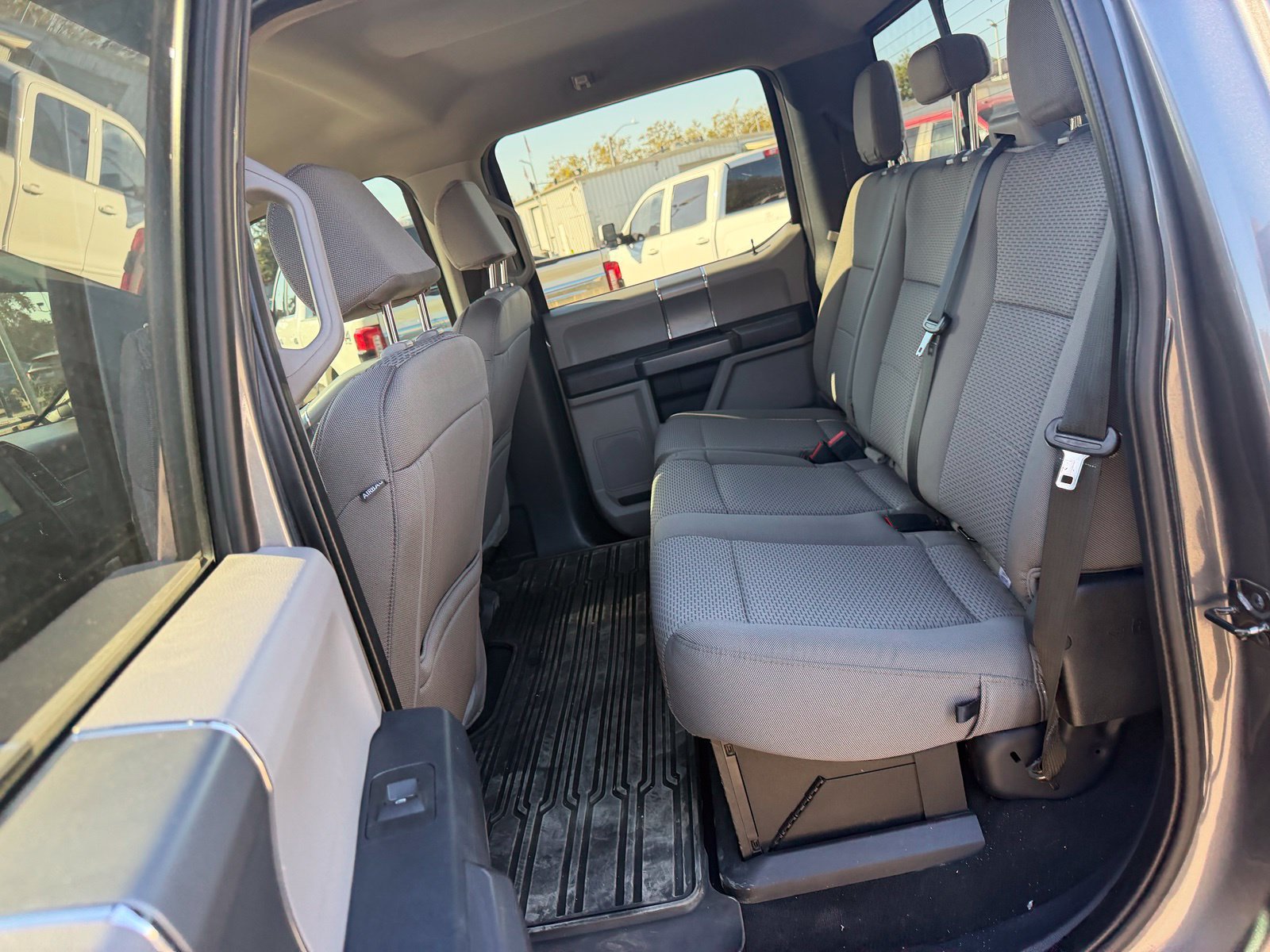 Certified 2022 Ford F350 XLT w/ Black Appearance Package AWD/4WD image 12