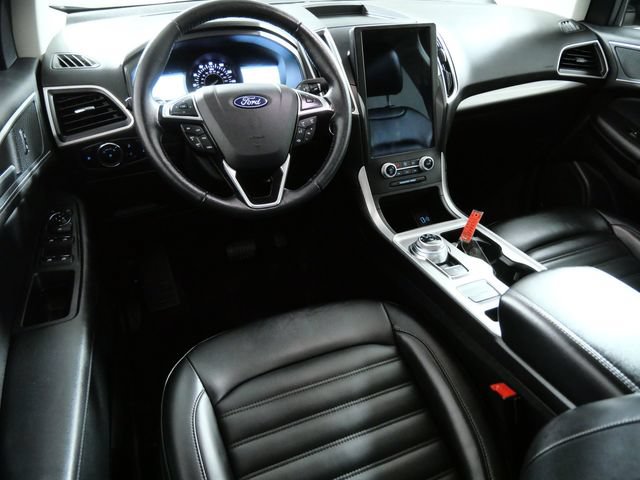 Certified 2024 Ford Edge SEL w/ Convenience Package AWD/4WD image 4