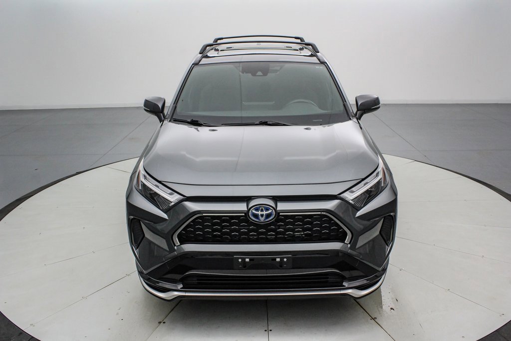 Used 2023 Toyota RAV4 SE image 9