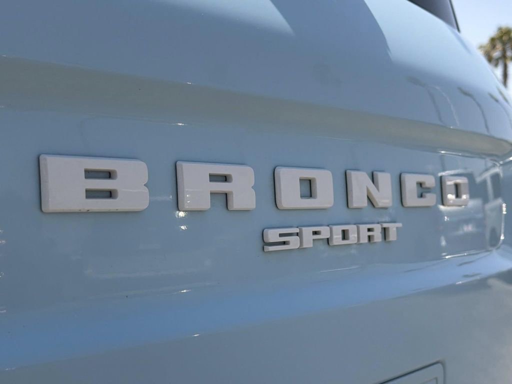 Certified 2023 Ford Bronco Sport Heritage w/ Heritage Convenience Package AWD/4WD image 9