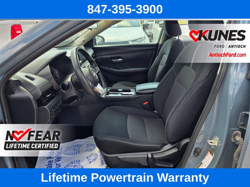 Used 2024 Nissan Sentra SV FWD image 13