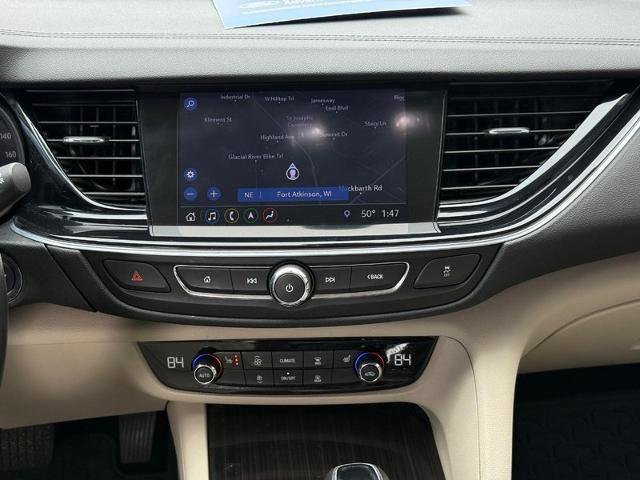 Used 2018 Buick Regal Essence w/ Driver Confidence Package #1 AWD/4WD image 11